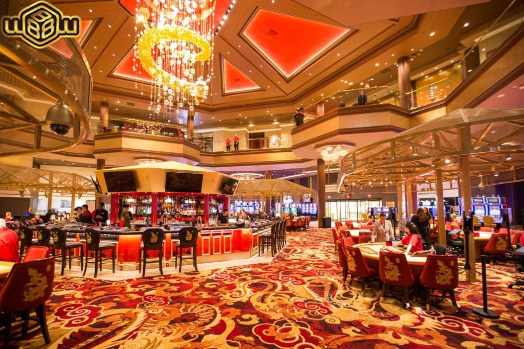 The Venetian is famous among the upper class for its elegant and harmonious European style.